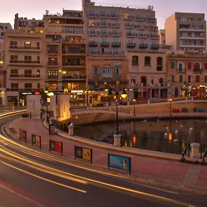 https://123-main-street-boutique-hotel.hotelssaintjulians.com