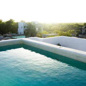 https://itza-hotel-akumal.allrivieramayahotels.com