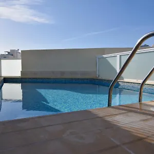 https://blubay-apartments.hotelssaintjulians.com